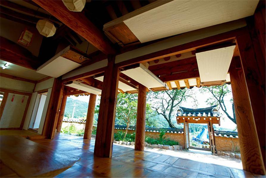 Wolamjae Gyeongju Quarto foto